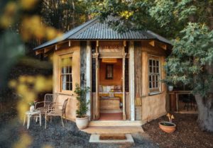 Glamping-romantic airbnb